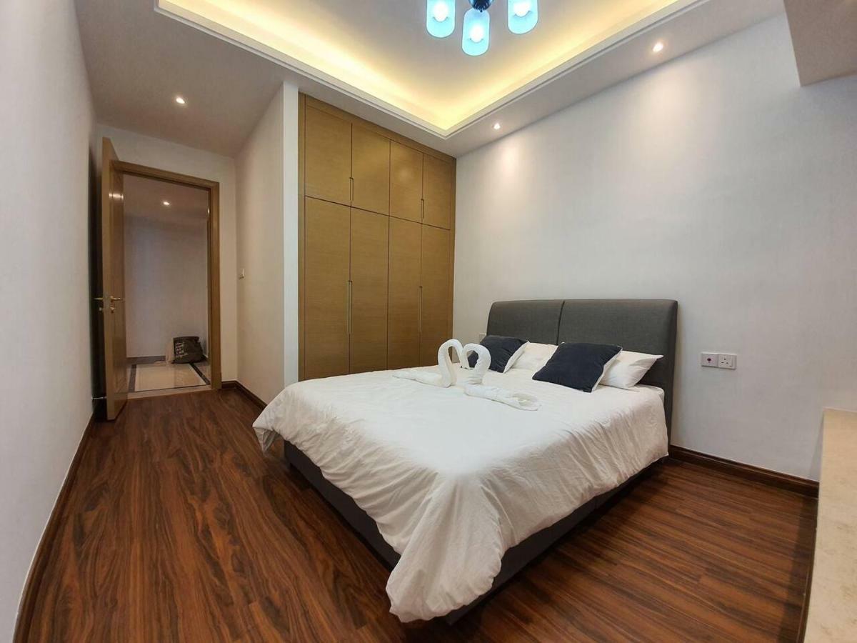 R&f Airbnb Sweet Pangsapuri *